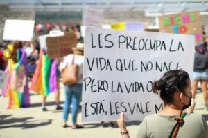 Alocronía: El impacto de lo ajeno en nuestra psique