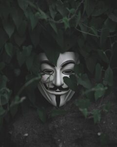 Anonimato: El poder de ocultar quiénes somos realmente