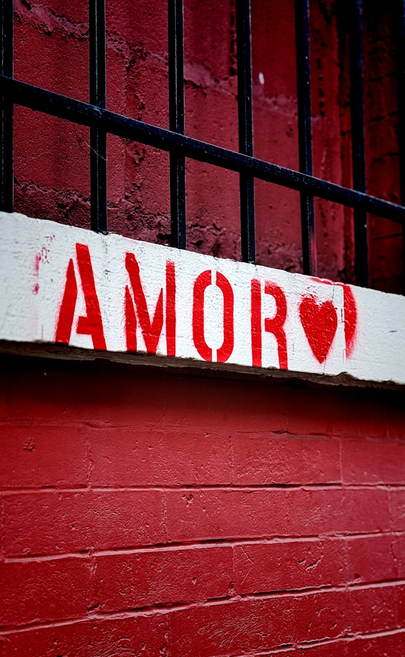 Arromanticidad: Más allá de los mitos del amor romántico