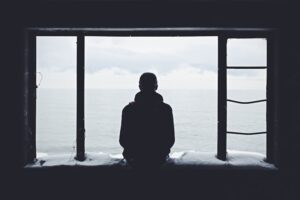 Asocialidad: El arte de disfrutar la soledad sin juicios