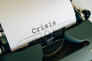 Crisis Akinética: El enigma del movimiento interrumpido