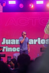 Efecto Actor-Observador: ¿Por qué juzgamos tan distinto?