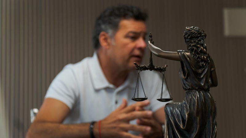 Normas Jurídicas: Cómo influyen en el comportamiento humano