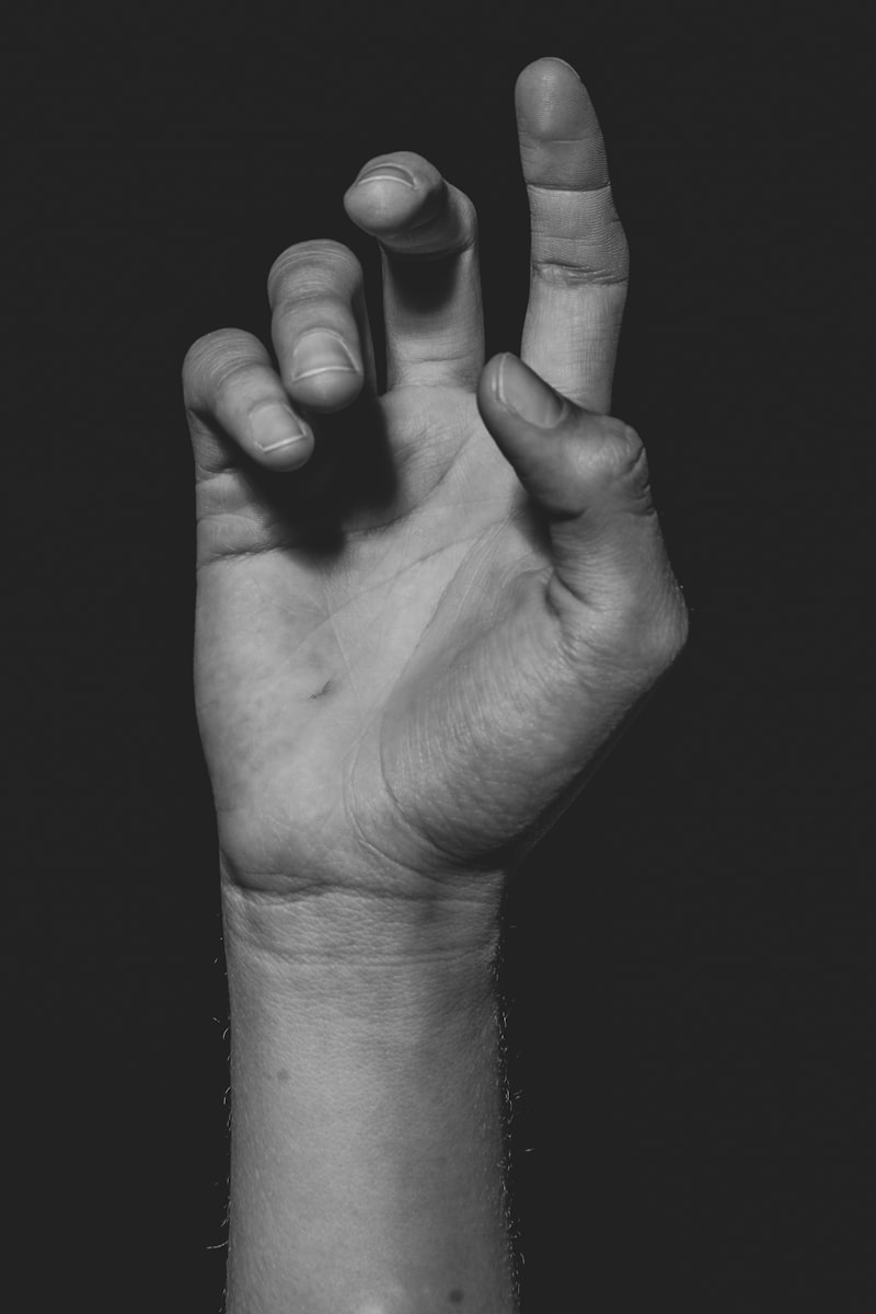 Síndrome de la Mano Ajena: ¿Quién controla tus actos?