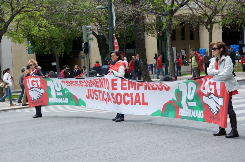 Sistema de Actividad: Entendiendo la acción humana en red