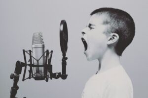 Alucinaciones Auditivas: El misterio de las voces internas